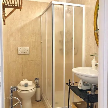 Aura Vendégház *